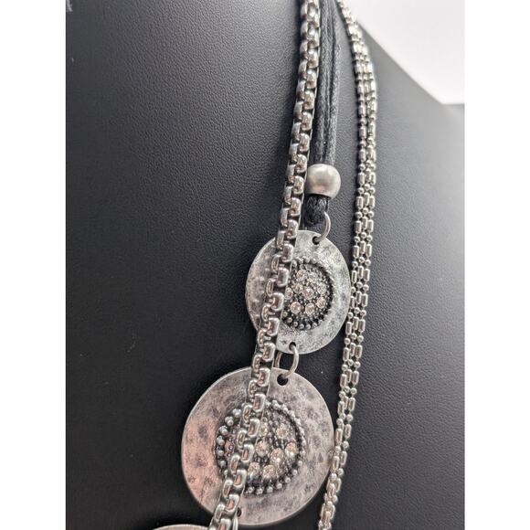 Lot of Three Silver Tone Boho & Chain Necklaces - Picture 5 of 8